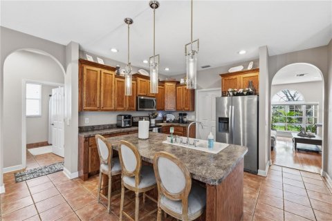 House in Tampa, Florida 3 bedrooms, 168.34 sq.m. № 2203179 - photo 11