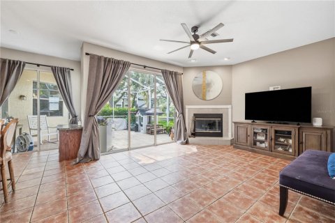 House in Tampa, Florida 3 bedrooms, 168.34 sq.m. № 2203179 - photo 13