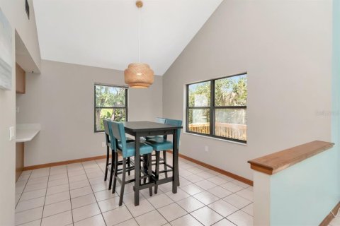 House in Riverview, Florida 3 bedrooms, 145.11 sq.m. № 1827909 - photo 8