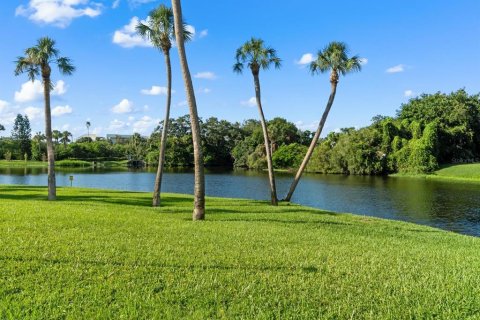 Condominio en venta en Belleair, Florida, 2 dormitorios, 121.7 m2 № 2229347 - foto 8