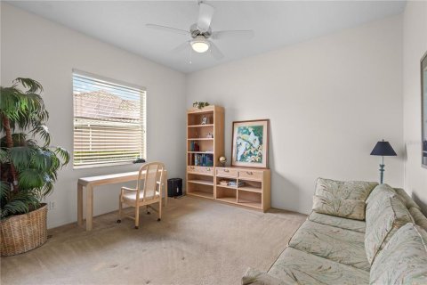 House in North Port, Florida 4 bedrooms, 228.73 sq.m. № 2341679 - photo 27