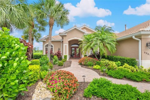 House in North Port, Florida 4 bedrooms, 228.73 sq.m. № 2341679 - photo 3