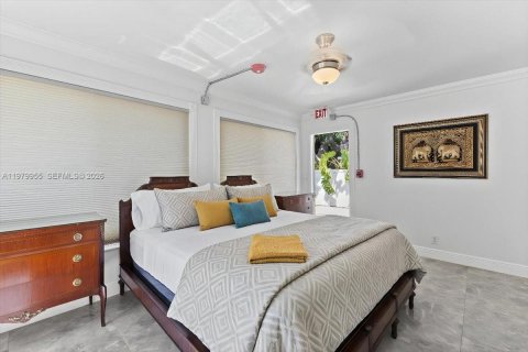 Villa ou maison à louer à Fort Lauderdale, Floride: 3 chambres, 144.28 m2 № 2046357 - photo 12