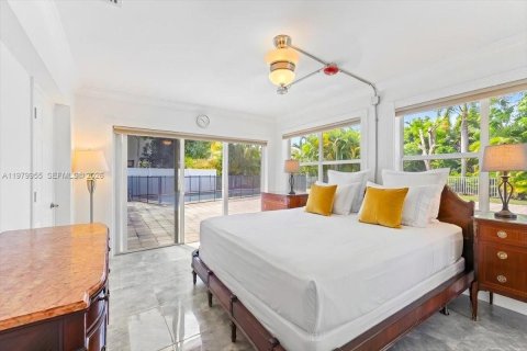 Villa ou maison à louer à Fort Lauderdale, Floride: 3 chambres, 144.28 m2 № 2046357 - photo 6