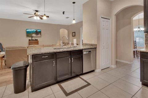 Casa en venta en DeLand, Florida, 4 dormitorios, 207.73 m2 № 1907214 - foto 13