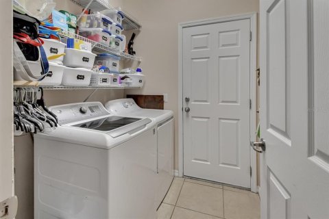 Casa en venta en DeLand, Florida, 4 dormitorios, 207.73 m2 № 1907214 - foto 26