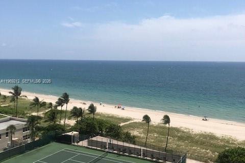 Copropriété à louer à Lauderdale-by-the-Sea, Floride: 2 chambres, 130.06 m2 № 2030029 - photo 7