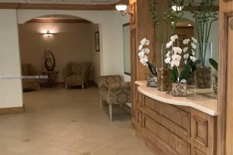 Copropriété à louer à Lauderdale-by-the-Sea, Floride: 2 chambres, 130.06 m2 № 2030029 - photo 8