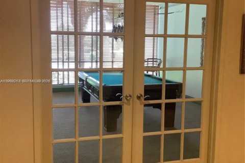 Copropriété à louer à Lauderdale-by-the-Sea, Floride: 2 chambres, 130.06 m2 № 2030029 - photo 11