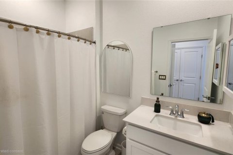 House in Apopka, Florida 4 bedrooms, 221.76 sq.m. № 2232190 - photo 12