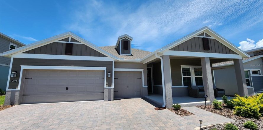 House in Apopka, Florida 4 bedrooms, 221.76 sq.m. № 2232190