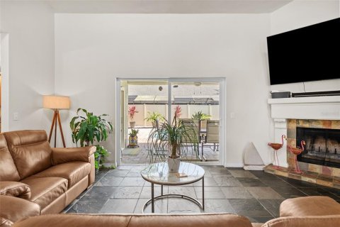 House in Tampa, Florida 3 bedrooms, 137.5 sq.m. № 1829961 - photo 24