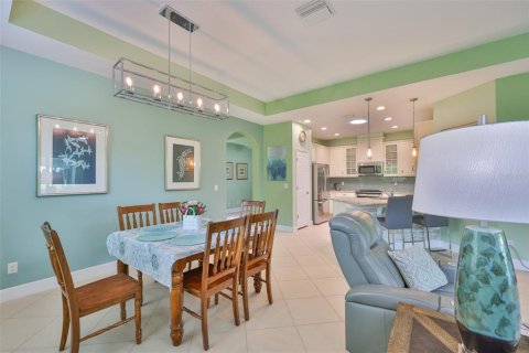 House in Sun City Center, Florida 3 bedrooms, 167.22 sq.m. № 1797160 - photo 11