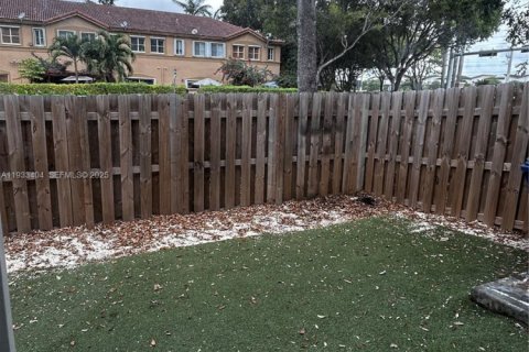 Adosado en alquiler en Doral, Florida, 4 dormitorios, 175.96 m2 № 1991399 - foto 26