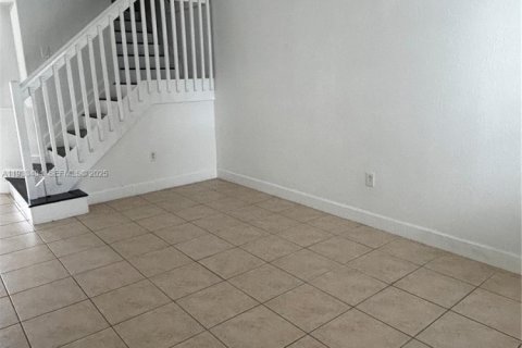 Adosado en alquiler en Doral, Florida, 4 dormitorios, 175.96 m2 № 1991399 - foto 19