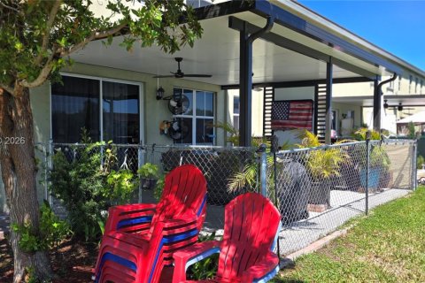 Adosado en venta en Homestead, Florida, 4 dormitorios, 181.35 m2 № 2057882 - foto 5