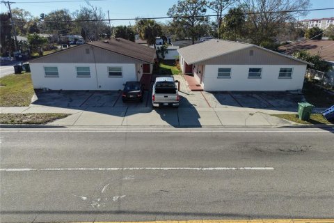 Commercial property in Tampa, Florida 4 bedrooms, 170.2 sq.m. № 2093768 - photo 22