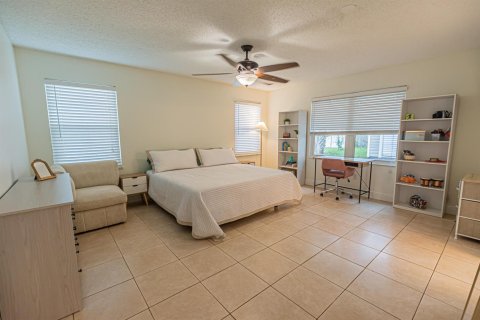 Casa en venta en Port St. Lucie, Florida, 3 dormitorios, 126.16 m2 № 2078318 - foto 8