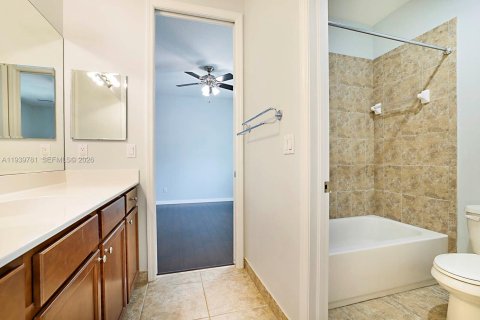 Touwnhouse à vendre à Palm Beach Gardens, Floride: 3 chambres, 159.61 m2 № 2053854 - photo 21