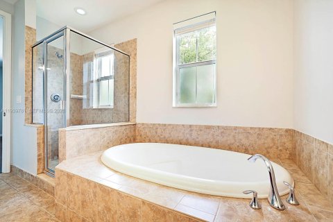 Touwnhouse à vendre à Palm Beach Gardens, Floride: 3 chambres, 159.61 m2 № 2053854 - photo 17