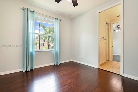 Touwnhouse à vendre à Palm Beach Gardens, Floride: 3 chambres, 159.61 m2 № 2053854 - photo 19