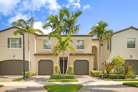 Touwnhouse à Palm Beach Gardens, Floride 3 chambres, 159.61 m2 № 2053854