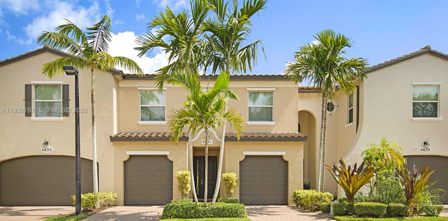 Touwnhouse à Palm Beach Gardens, Floride 3 chambres, 159.61 m2 № 2053854