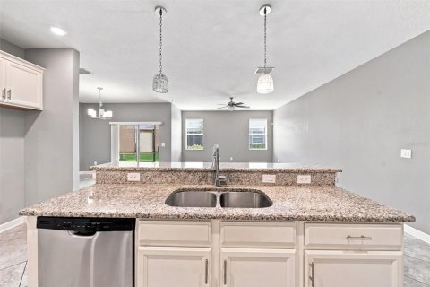 Townhouse in Orlando, Florida 3 bedrooms, 197.7 sq.m. № 2358444 - photo 10