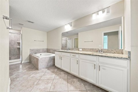 Townhouse in Orlando, Florida 3 bedrooms, 197.7 sq.m. № 2358444 - photo 20