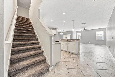 Townhouse in Orlando, Florida 3 bedrooms, 197.7 sq.m. № 2358444 - photo 5