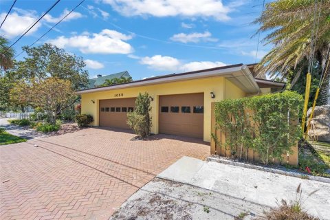 Villa ou maison à vendre à Clearwater, Floride: 6 chambres, 466 m2 № 1666858 - photo 10