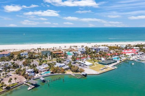 Villa ou maison à vendre à Clearwater, Floride: 6 chambres, 466 m2 № 1666858 - photo 15