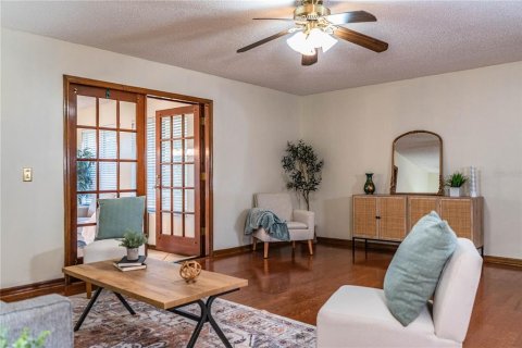 Casa en venta en Lakeland, Florida, 4 dormitorios, 231.7 m2 № 2234696 - foto 18