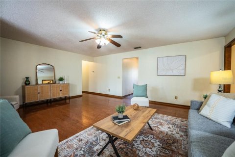 Casa en venta en Lakeland, Florida, 4 dormitorios, 231.7 m2 № 2234696 - foto 15