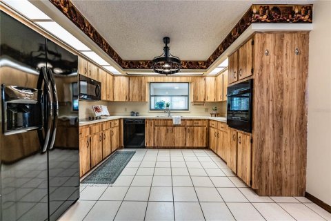 Casa en venta en Lakeland, Florida, 4 dormitorios, 231.7 m2 № 2234696 - foto 20
