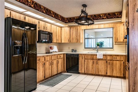 Casa en venta en Lakeland, Florida, 4 dormitorios, 231.7 m2 № 2234696 - foto 19
