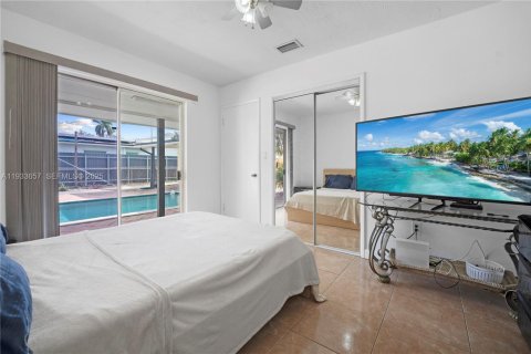 Casa en venta en Hollywood, Florida, 3 dormitorios № 1992005 - foto 17