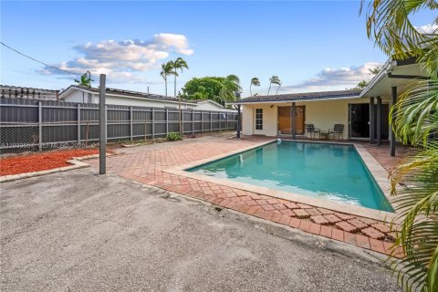 Casa en venta en Hollywood, Florida, 3 dormitorios № 1992005 - foto 30