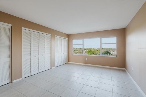 Condo in Seminole, Florida, 1 bedroom  № 1847240 - photo 10