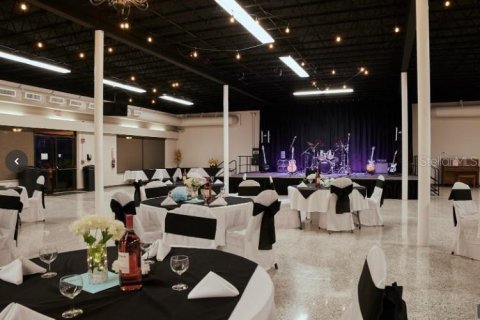 Terreno en venta en Indian lake estates, Florida № 1916727 - foto 17