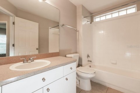 Casa en alquiler en Valrico, Florida, 4 dormitorios, 121.98 m2 № 1905080 - foto 14