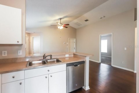 Casa en alquiler en Valrico, Florida, 4 dormitorios, 121.98 m2 № 1905080 - foto 8