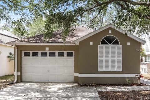 Casa en alquiler en Valrico, Florida, 4 dormitorios, 121.98 m2 № 1905080 - foto 1