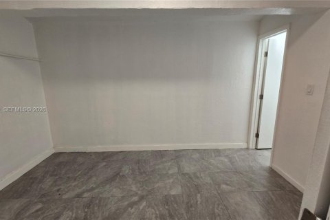 Apartamento en alquiler en Sunrise, Florida, 1 dormitorio, 46.45 m2 № 2054990 - foto 10