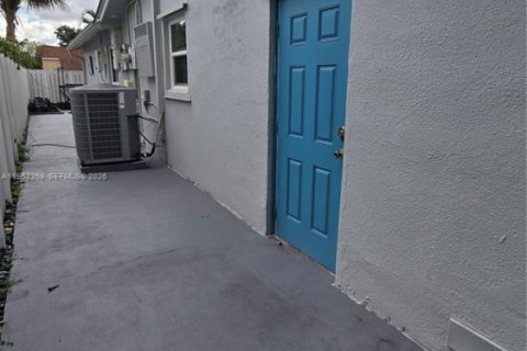 Apartamento en alquiler en Sunrise, Florida, 1 dormitorio, 46.45 m2 № 2054990 - foto 18