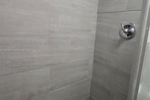 Apartamento en alquiler en Sunrise, Florida, 1 dormitorio, 46.45 m2 № 2054990 - foto 15