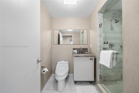 Condominio en venta en Fort Lauderdale, Florida, 2 dormitorios, 96.06 m2 № 1979058 - foto 24