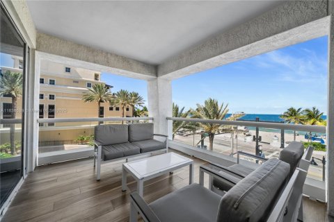 Condominio en venta en Fort Lauderdale, Florida, 2 dormitorios, 96.06 m2 № 1979058 - foto 8
