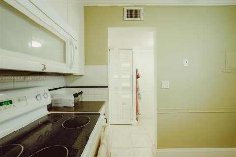 Copropriété à vendre à Margate, Floride: 1 chambre, 66.98 m2 № 1927068 - photo 21