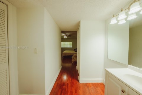 Copropriété à vendre à Margate, Floride: 1 chambre, 66.98 m2 № 1927068 - photo 10